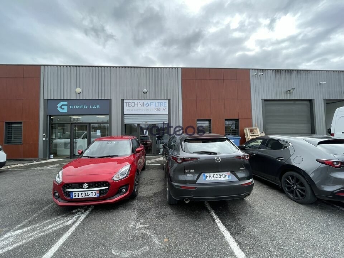 Photo 2 – location locaux d'activités	MONTRABE (31850)