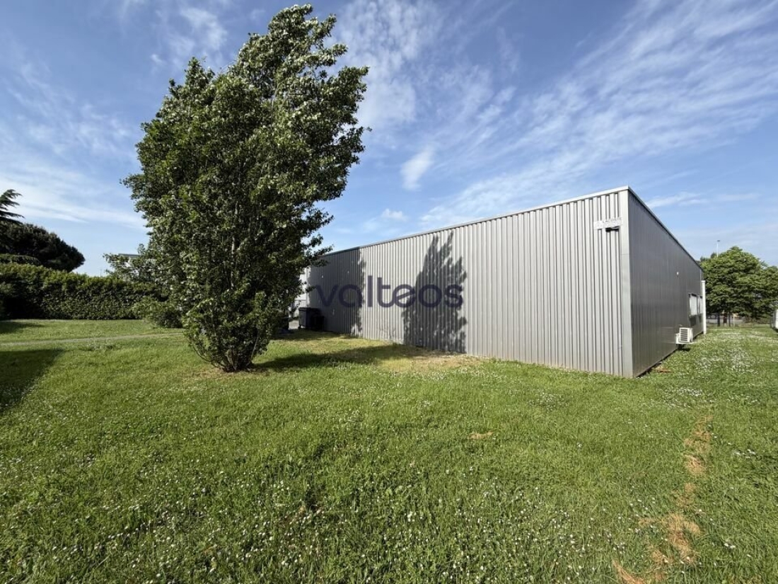 Photo 3 – location locaux commerciaux	SAINT-ORENS-DE-GAMEVILLE (31650)
