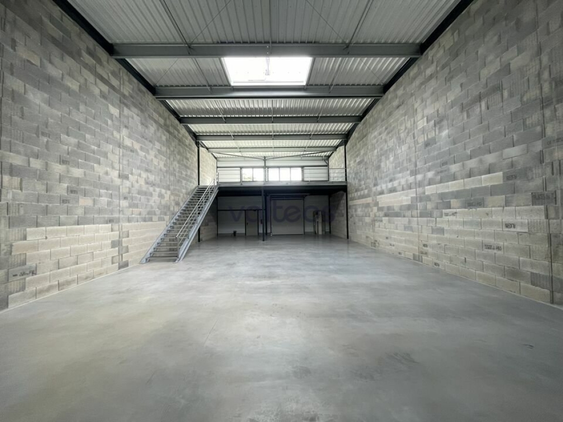 Photo 1 – vente locaux d'activités	MONTAUBAN (82000)