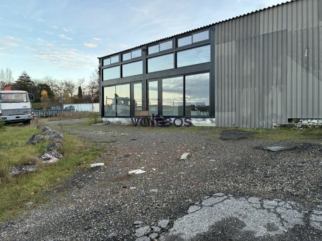 Photo 1 – location locaux d'activités	MONTRABE (31850)