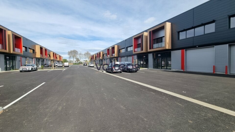 Photo 1 – location locaux d'activités	FENOUILLET (31150)