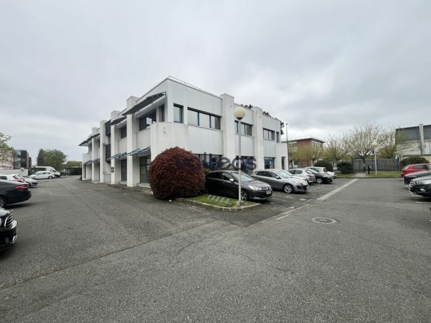 Photo 1 – location bureaux	TOULOUSE (31100)