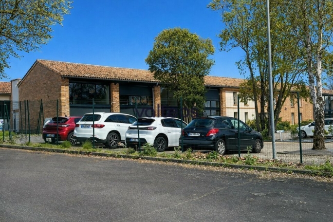 Photo 1 – location bureaux	VILLENEUVE LES BOULOC (31620)