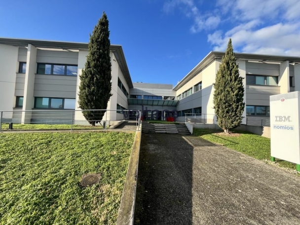 Photo 1 – location bureaux	BLAGNAC (31700)