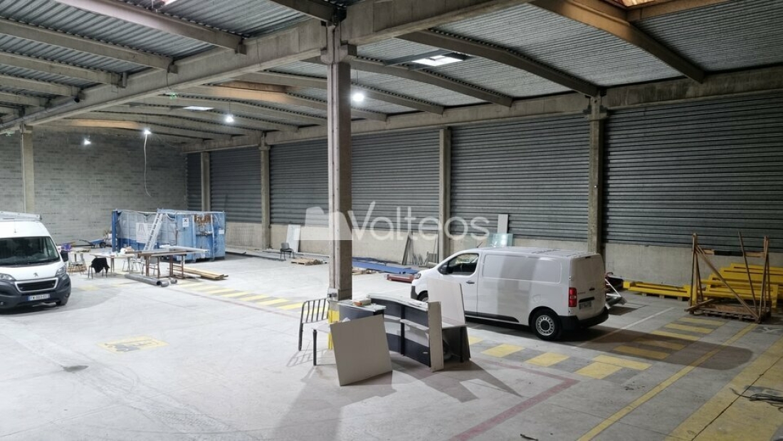 Photo 2 – location locaux d'activités	BLAGNAC (31700)