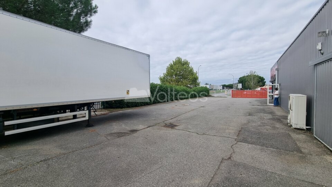 Photo 5 – location locaux commerciaux	SAINT-ORENS-DE-GAMEVILLE (31650)