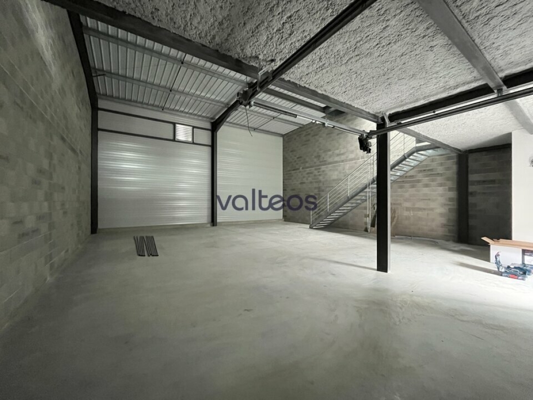 Photo 2 – location locaux d'activités	CUGNAUX (31270)