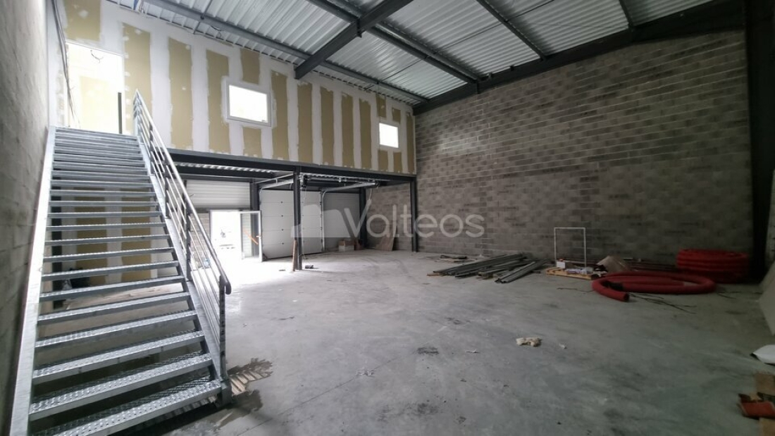 Photo 2 – location locaux d'activités	CUGNAUX (31270)