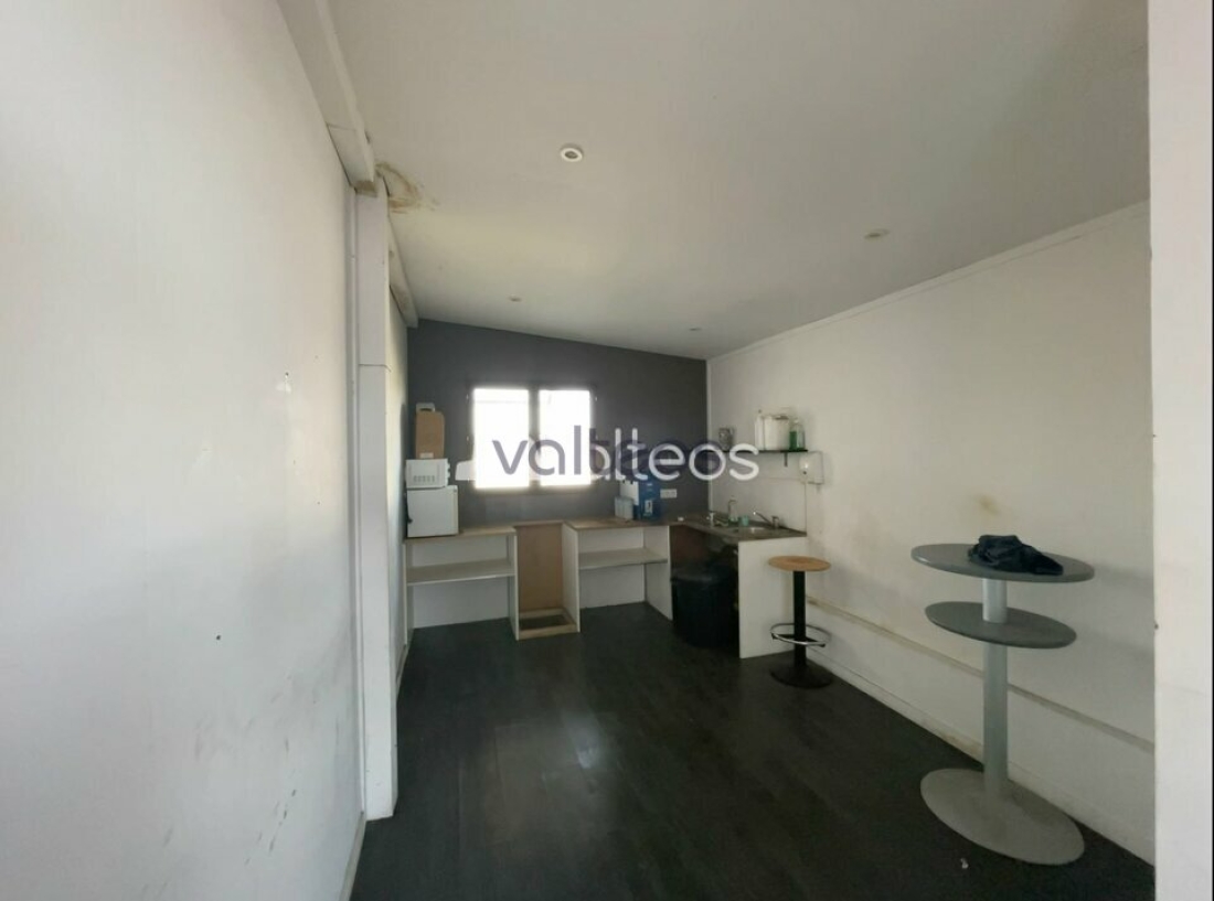 Photo 5 – location locaux d'activités	MONDOUZIL (31850)