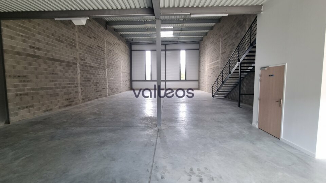 Photo 2 – location locaux d'activités	FENOUILLET (31150)