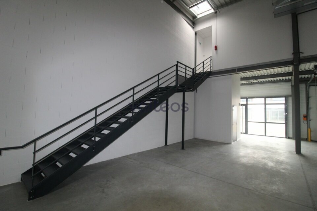 Photo 1 – location locaux d'activités	TOULOUSE (31100)