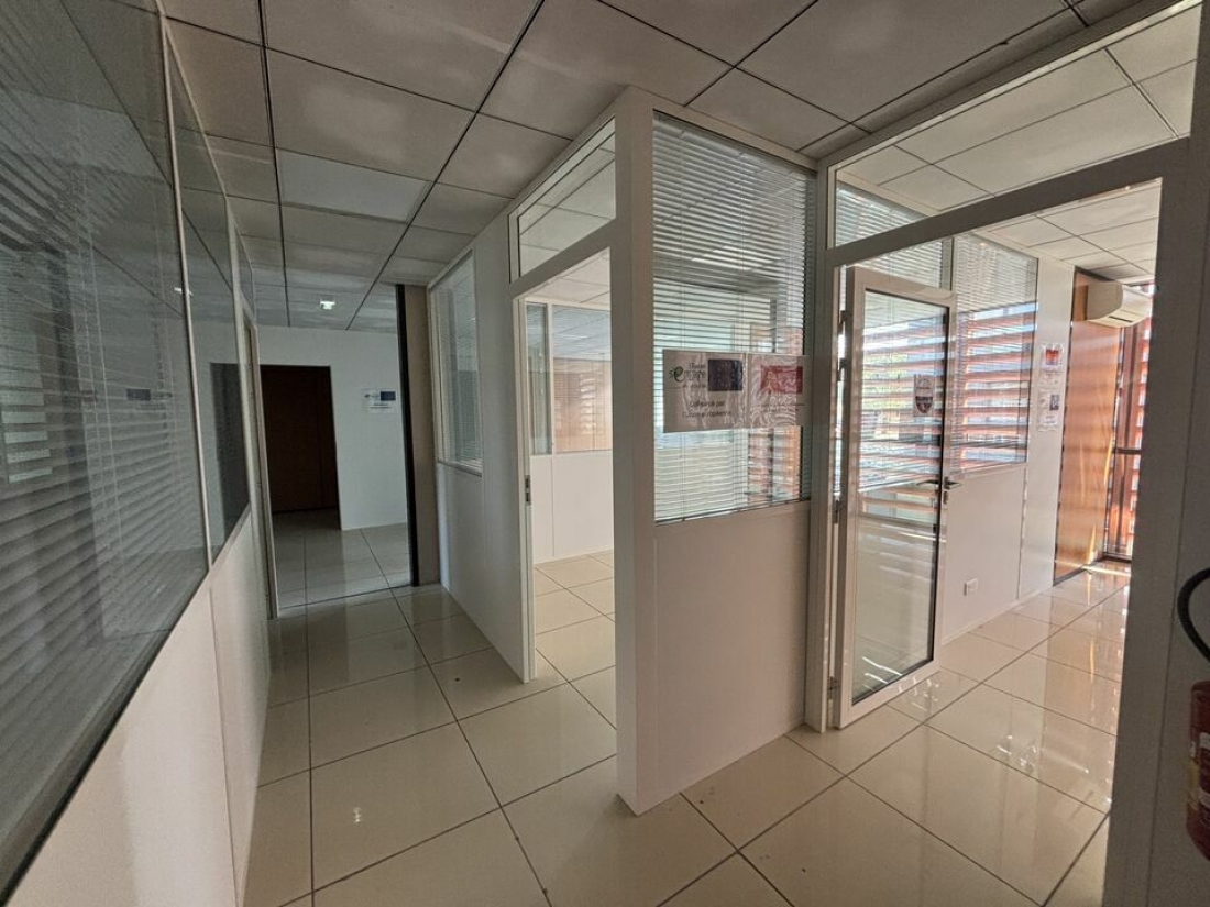 Photo 6 – location bureaux	SAINT JEAN (31240)