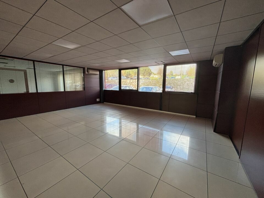 Photo 9 – location bureaux	SAINT JEAN (31240)