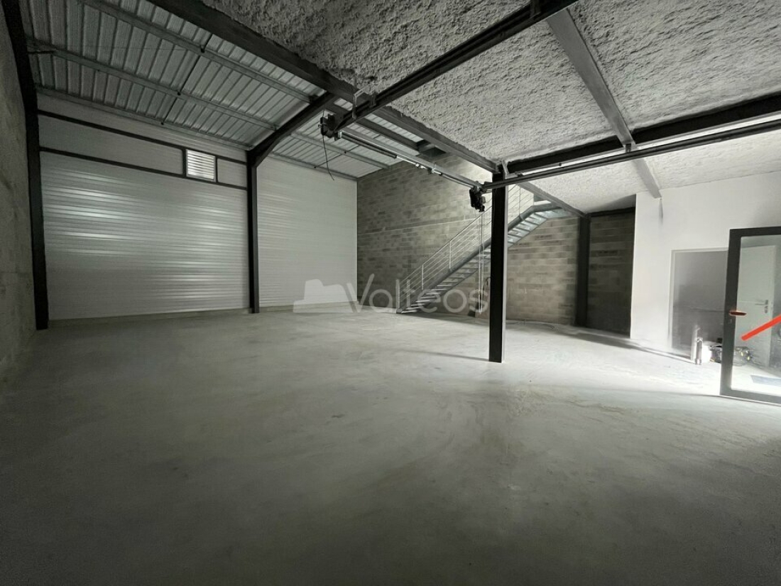 Photo 1 – location locaux d'activités	CUGNAUX (31270)