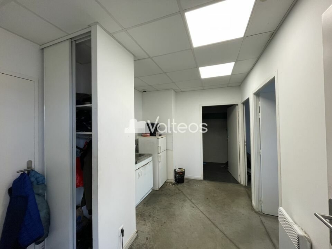 Photo 8 – location locaux d'activités	ESCALQUENS (31750)