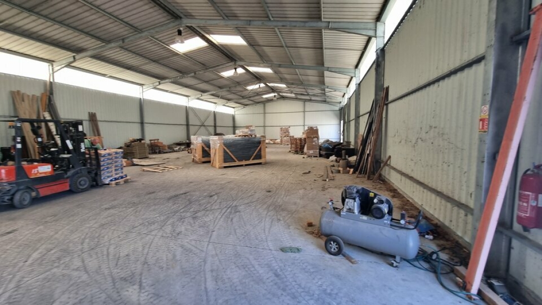 Photo 3 – location locaux d'activités	MERVILLE (31330)