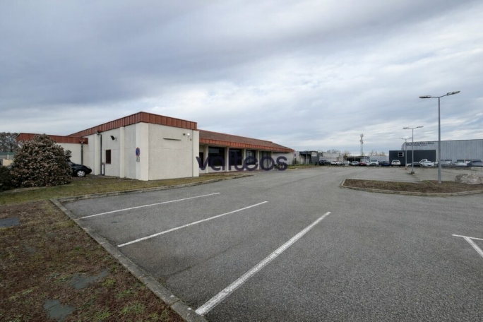 Photo 1 – location locaux commerciaux	LA SALVETAT-SAINT-GILLES (31880)